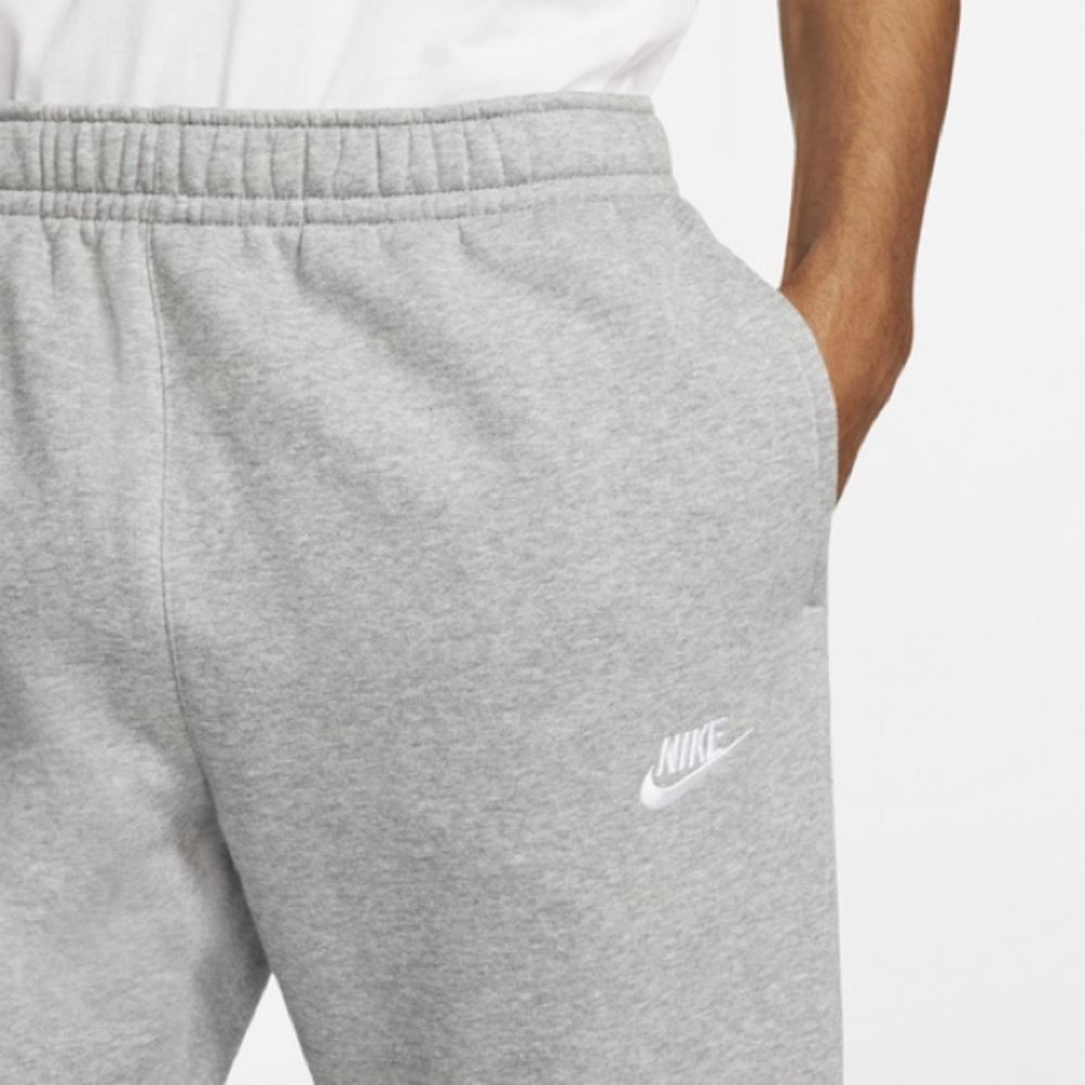 NWOT Nike Club Joggers Men's - Picture 3 of 10